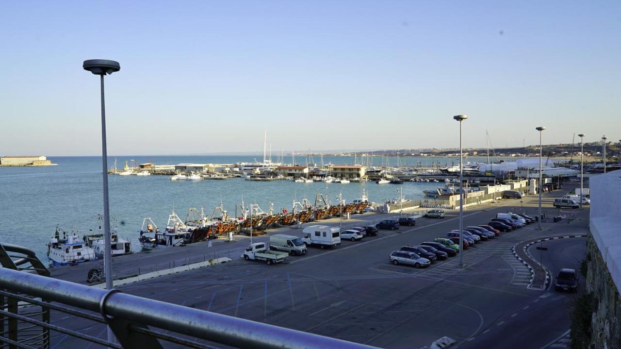 Monolocale Nel Borgo Antico, A Due Passi Dal Mare E Dal Porto Apartment Termoli Ngoại thất bức ảnh