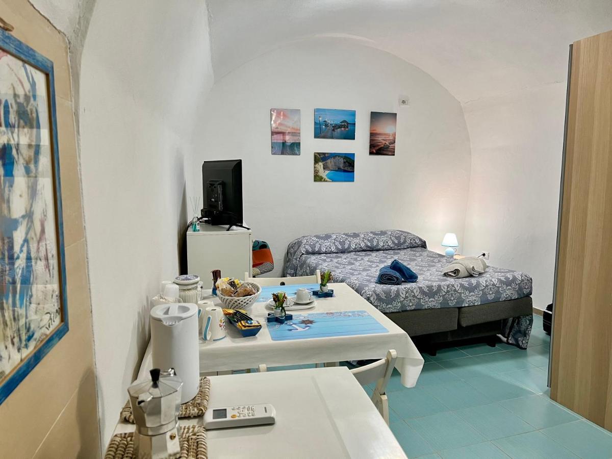 Monolocale Nel Borgo Antico, A Due Passi Dal Mare E Dal Porto Apartment Termoli Ngoại thất bức ảnh