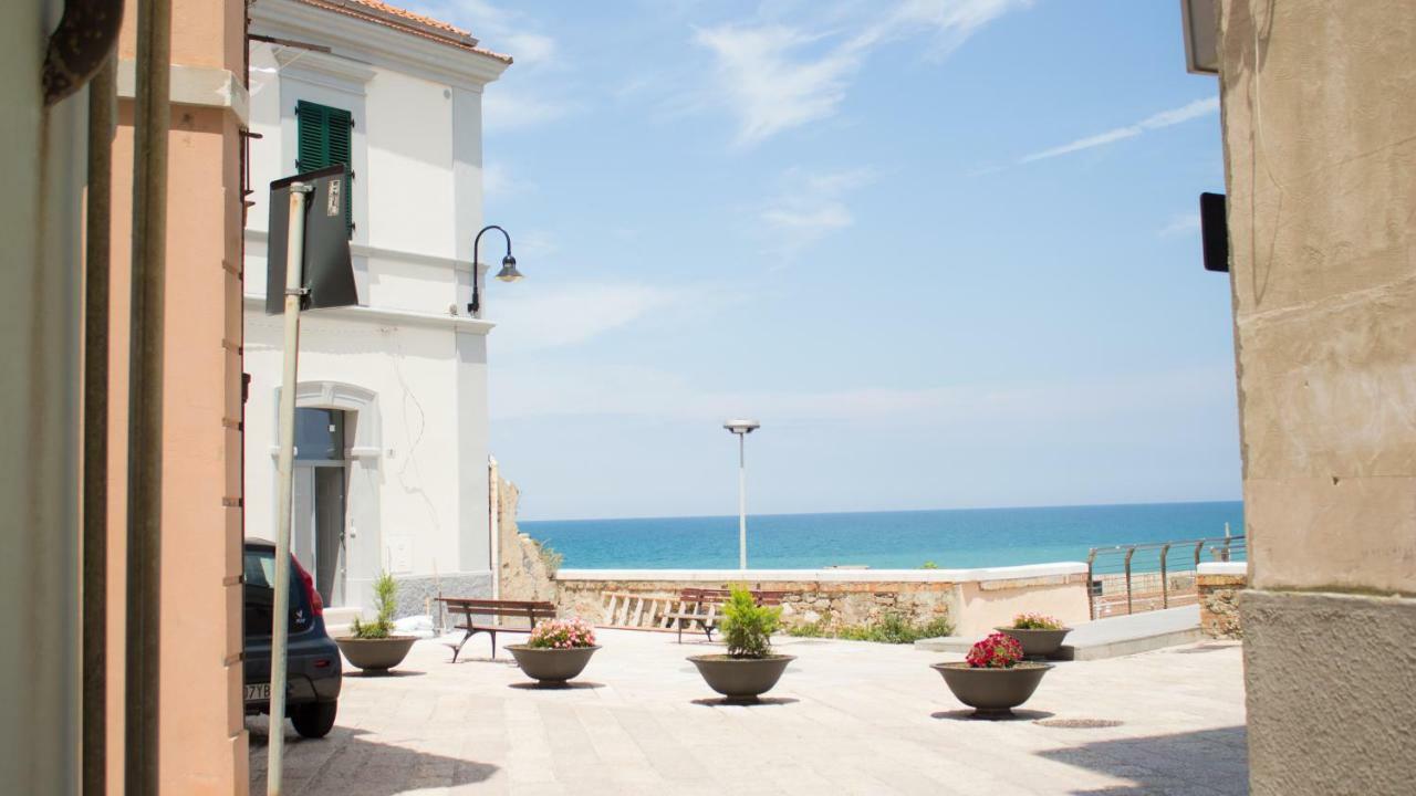 Monolocale Nel Borgo Antico, A Due Passi Dal Mare E Dal Porto Apartment Termoli Ngoại thất bức ảnh